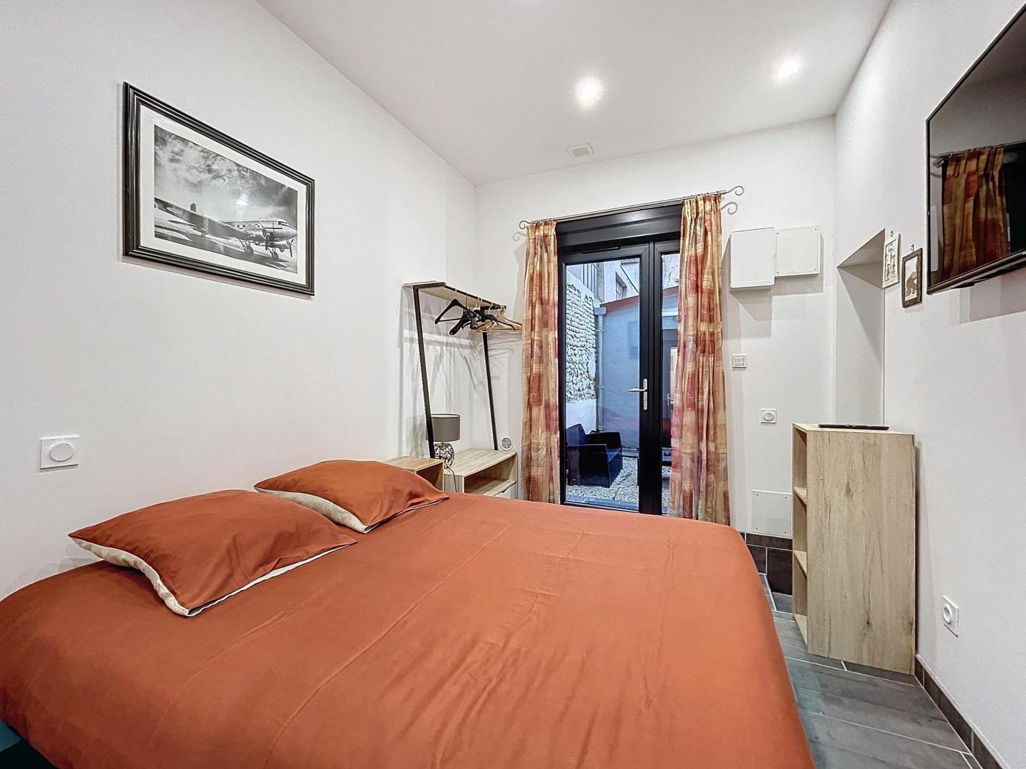 Loft Terrasse Avec Spa Proche Centre Historique Montluçon Екстериор снимка