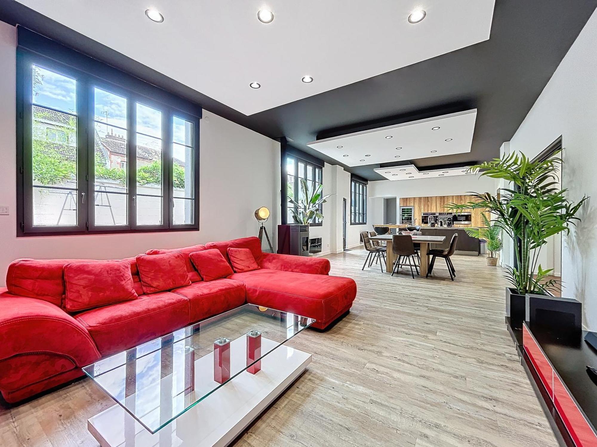 Loft Terrasse Avec Spa Proche Centre Historique Montluçon Екстериор снимка